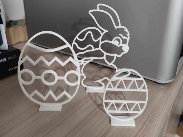 Décoration œuf de Pâques et lapin