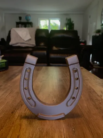 Figura decorativa: Horseshoe Replica — vista de referencia 2