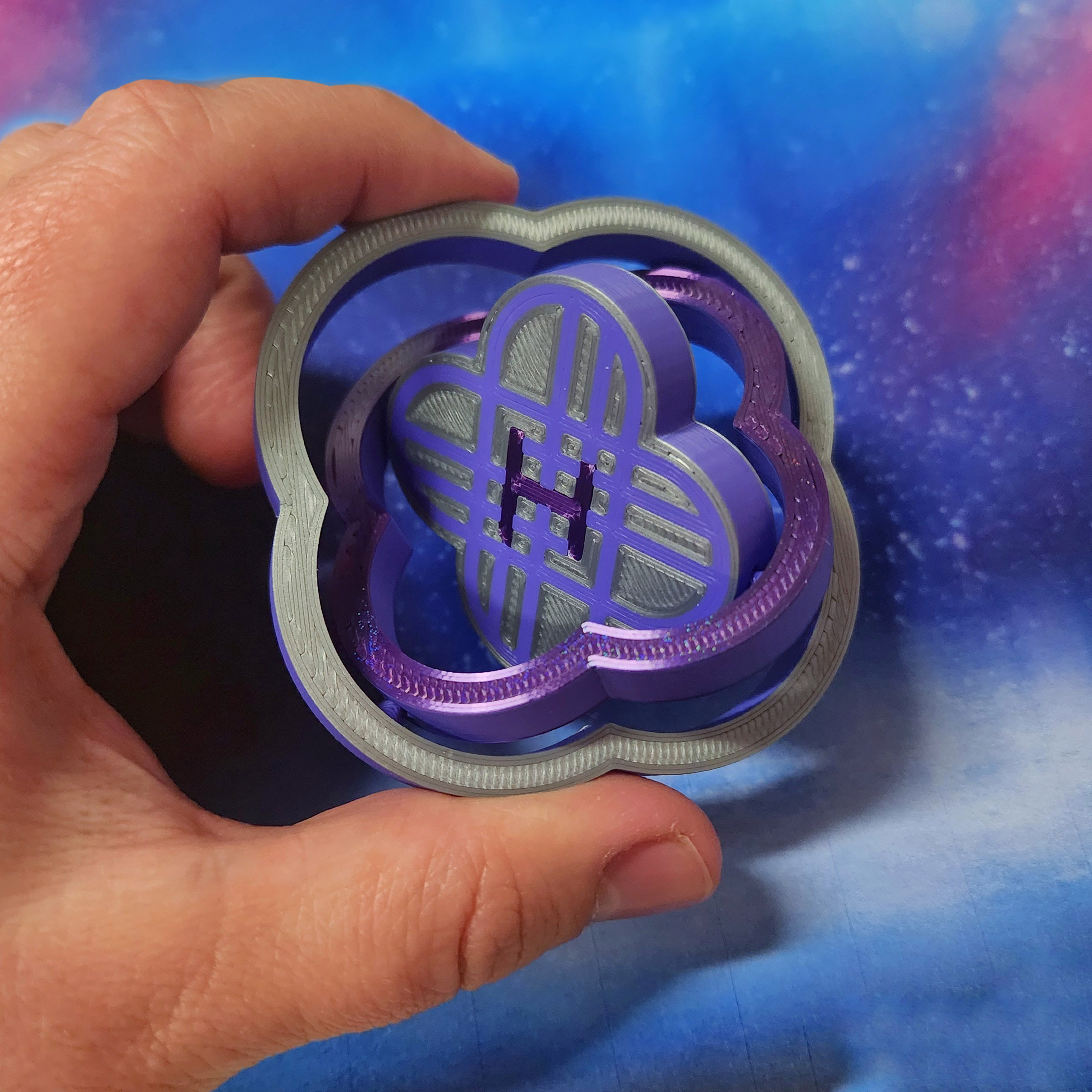 Miniatura 1 do modelo 3D Huntrix Gyro Fidget Loop