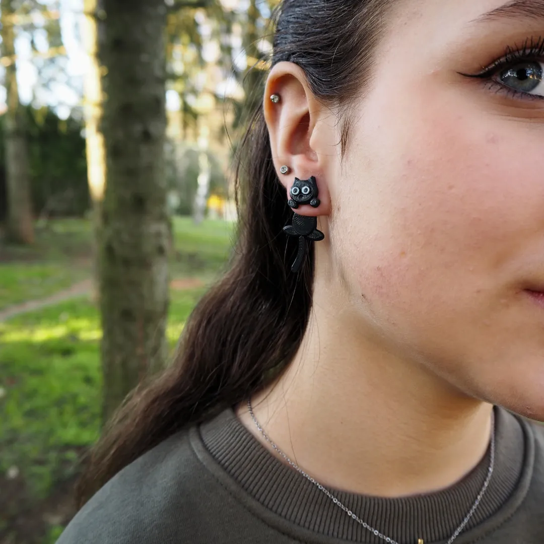 EARRING CAT view 3