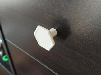 Modular Kallax door/drawer knob/handle