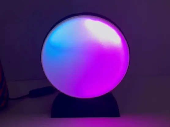 Dancing Circle Light