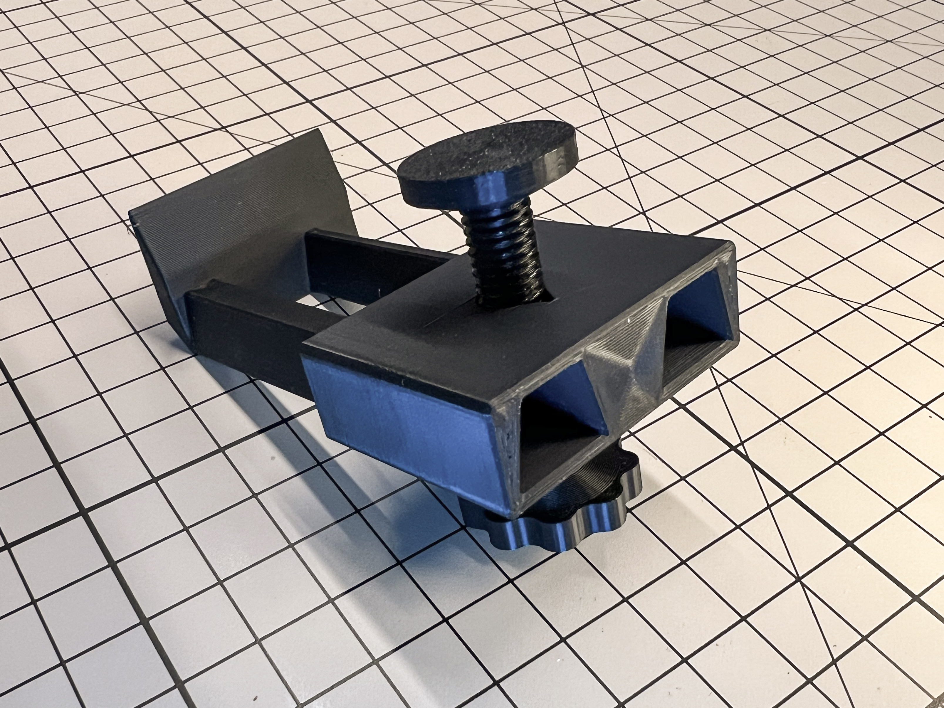 Miniatura 4 do modelo 3D 多角度调节,多规格扶手适配的鼠标托盘及杯架拓展配件（多种规格配件选择，无需五金件、无支撑件）