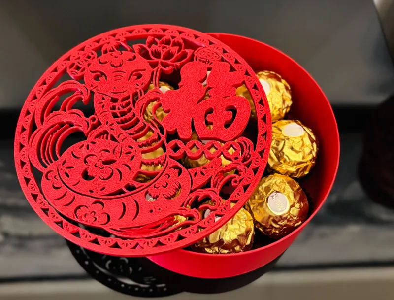 Year of snake snack tray with lid