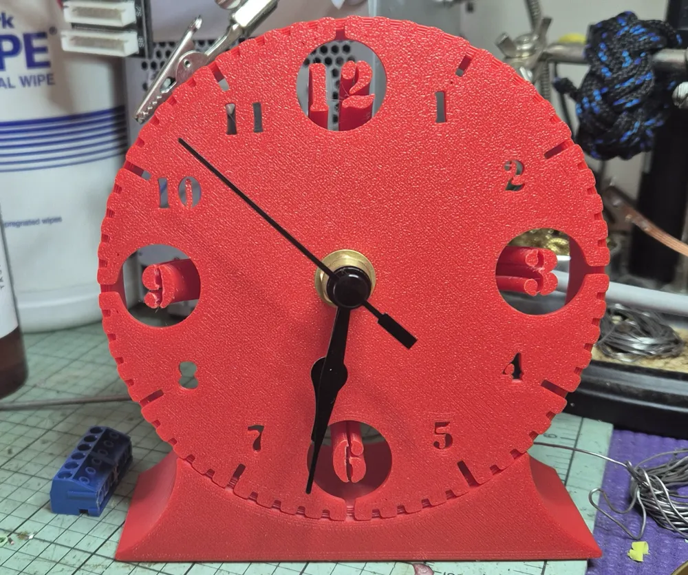 Retro Desk Clock (kit MH011) - Free 3D Print Model - MakerWorld