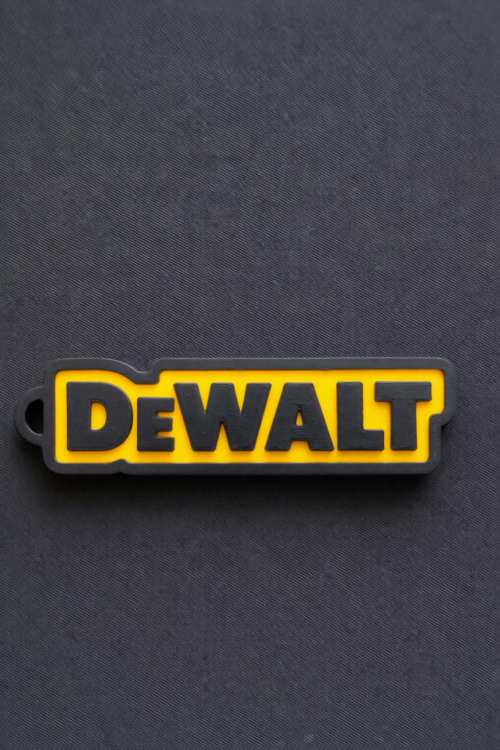 Miniatura 2 do modelo 3D DeWALT Keychain