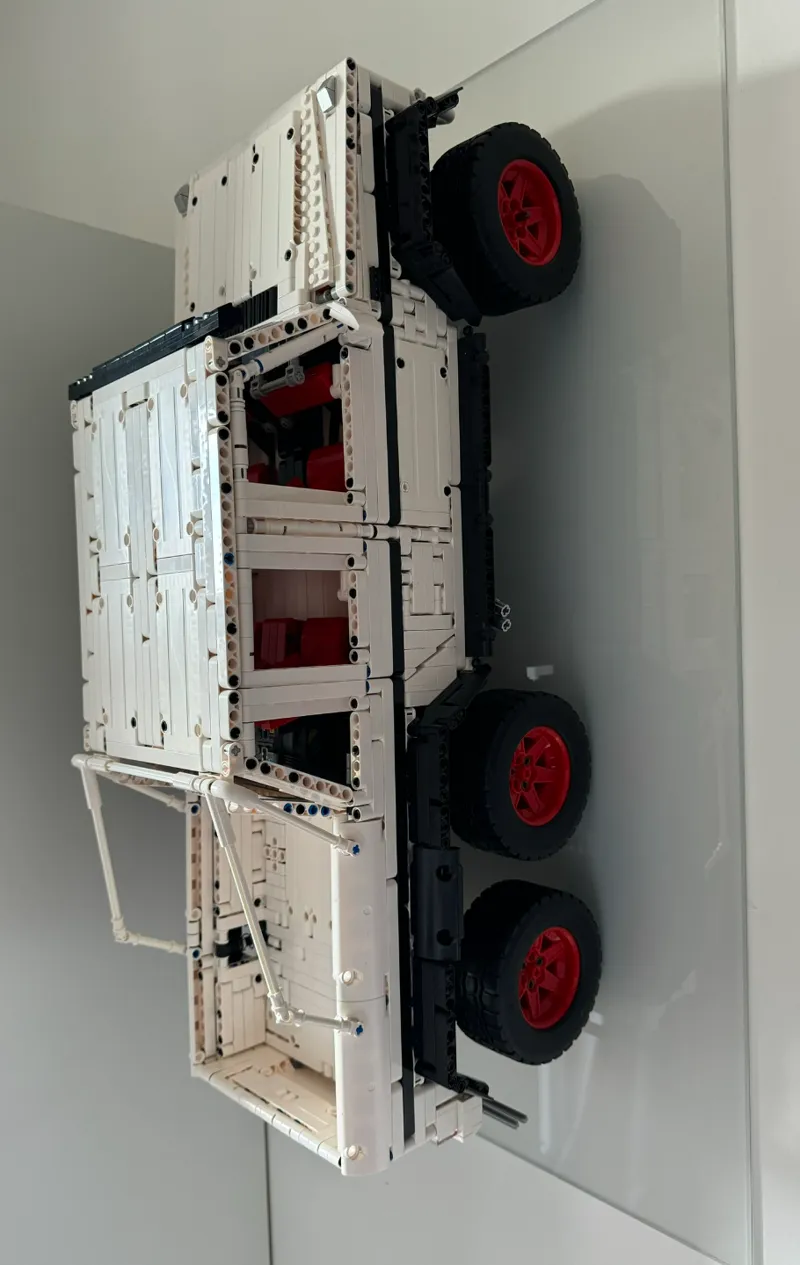 MOULD KING 13061 Mercedes G700 Wallmount Plexiglas