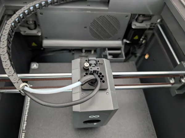 https://makerworld.bblmw.com/makerworld/model/US85eb211671e5df/design/2026-01-06_990983e0847b88.jpg