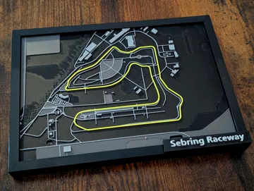 Figura decorativa: Sebring Raceway 3D Miniature — vista de referencia 4