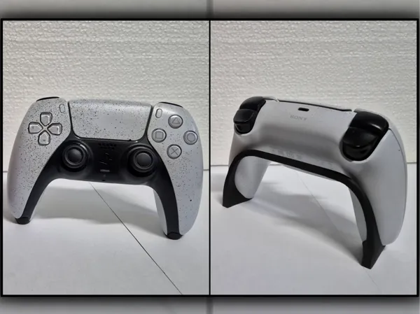 Support invisible pour manette PS5