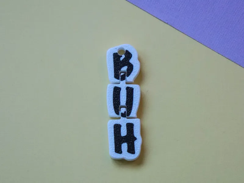 BUH - llavero, pendiente o colgante