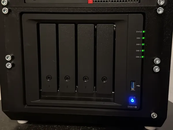 Support rack pour Synology DS925+
