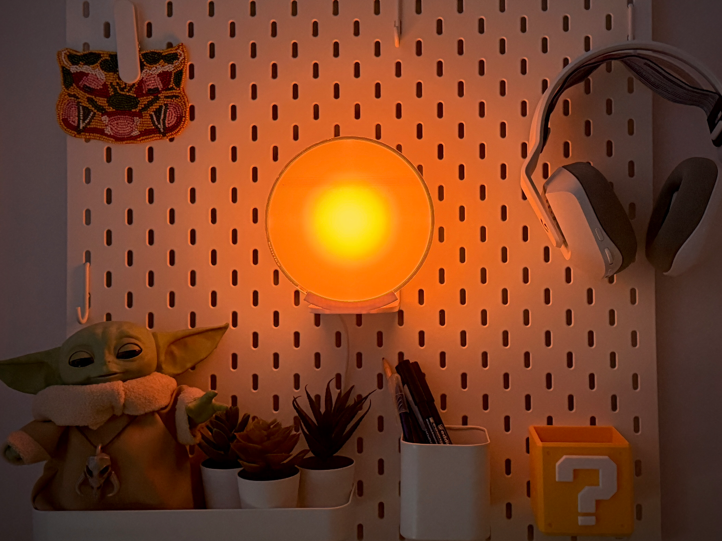 Philips Hue Go Skadis Holder