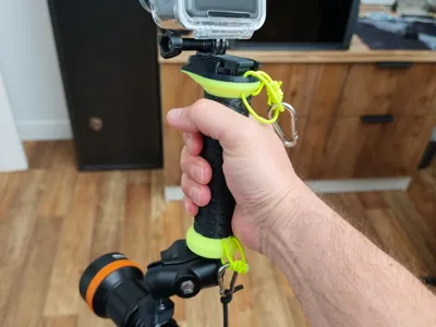One-Handed Dive Handle | GoPro + 1" RAM Ball