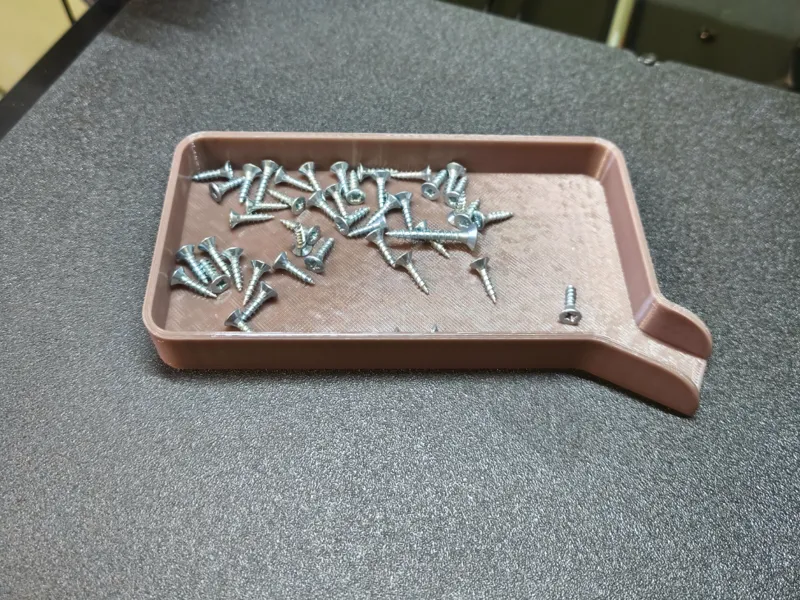 Tray for sorting small items