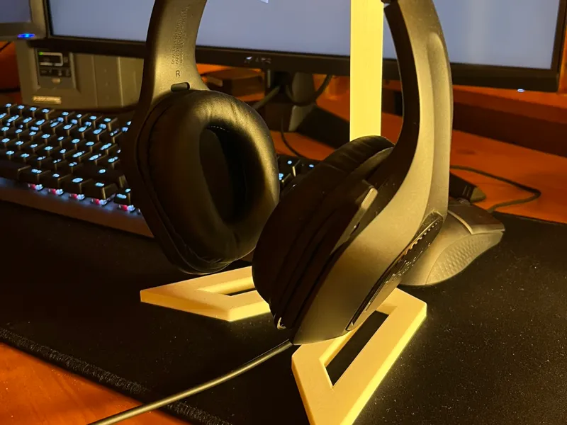 HEADPHONE STAND