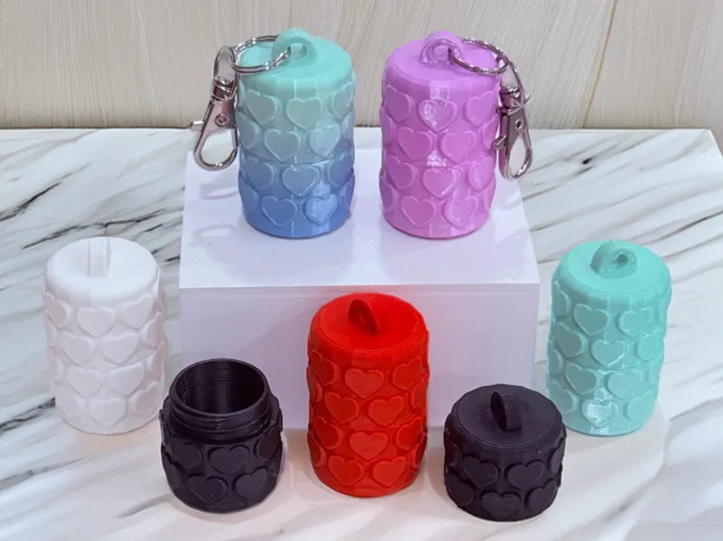 Heart Pattern Travel Pill Screw-Top Container