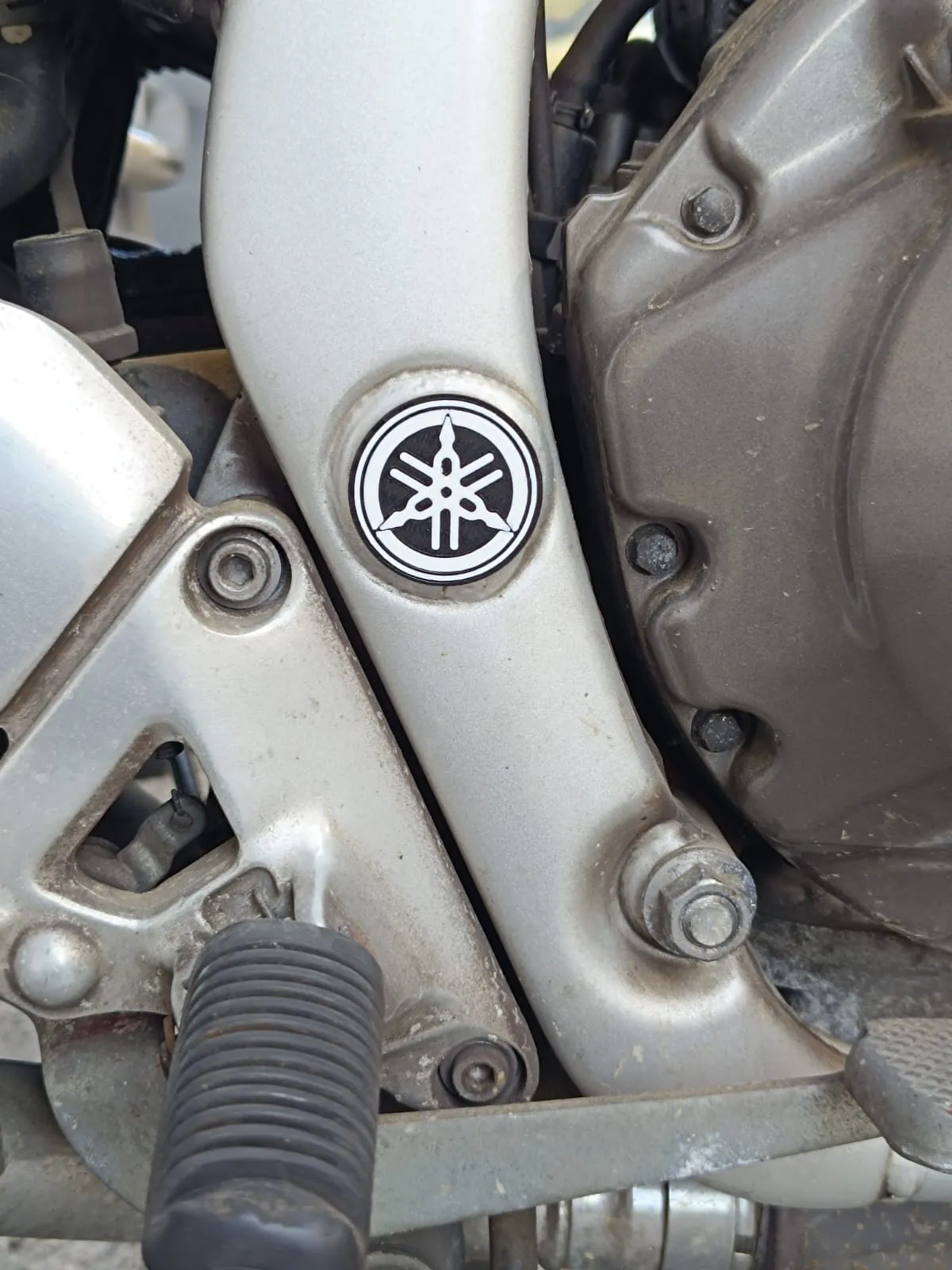 Tapa lateral Yamaha XJ600N view 2