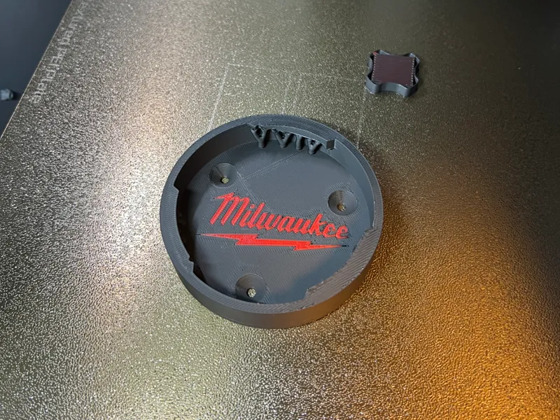 Milwaukee Packout Puck