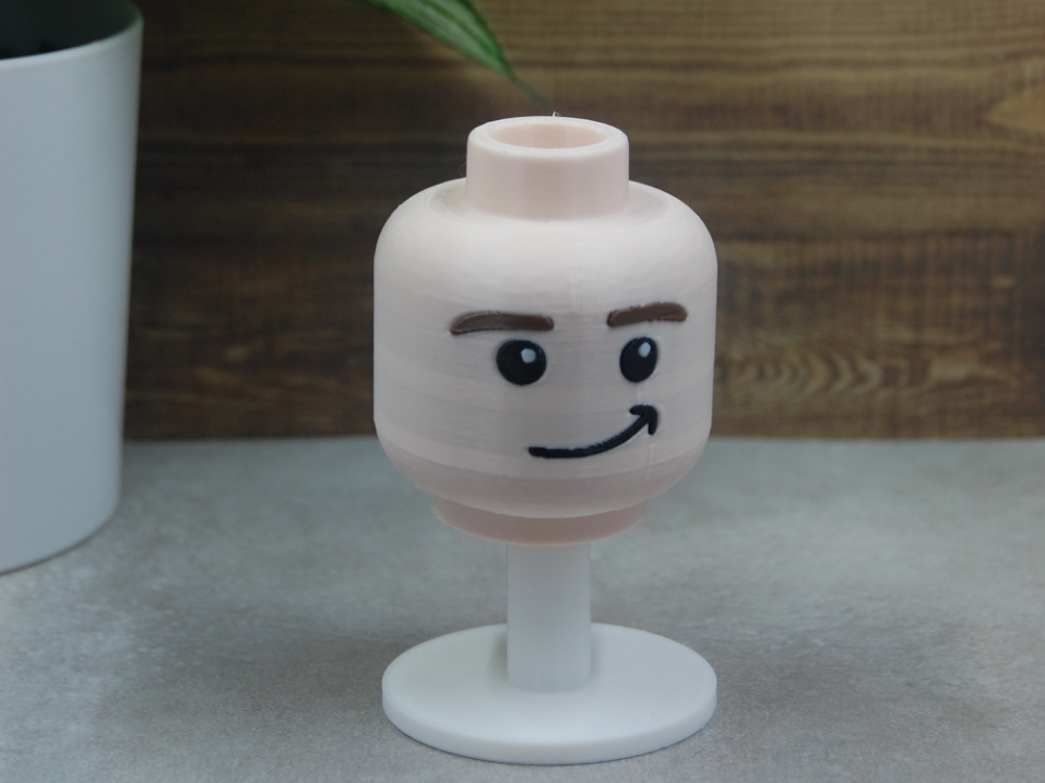 500% Brick Head - Classic Smirk