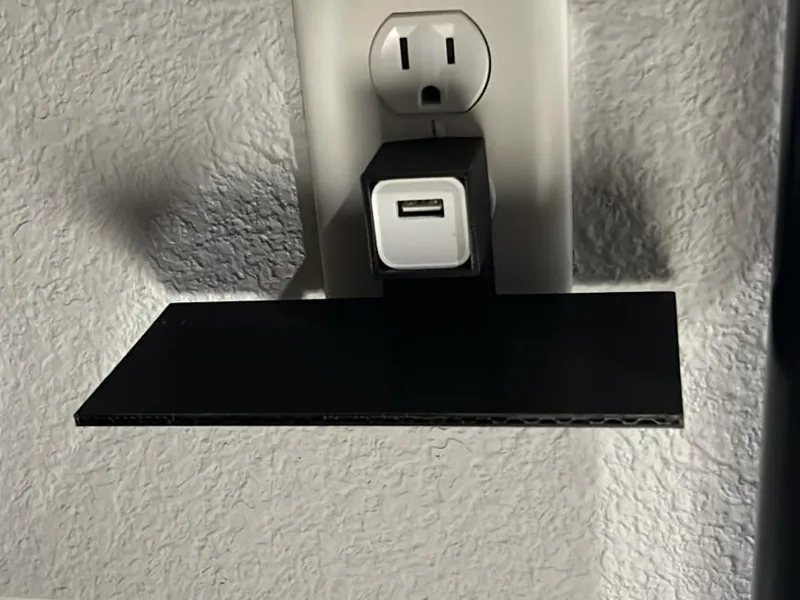 USB type-C charger shelf