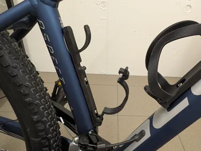 Bike Lock Mount – Attaches to Bottle Cage Mounts
