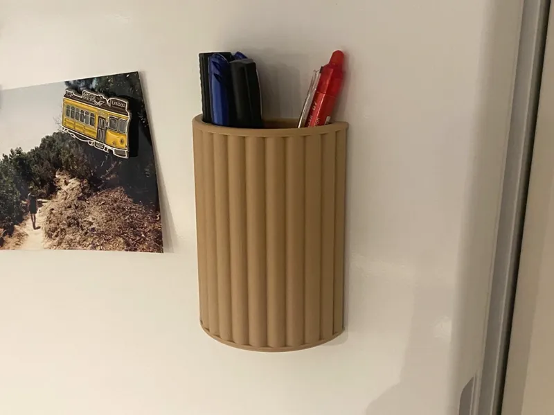Decorative Magnetic Cup