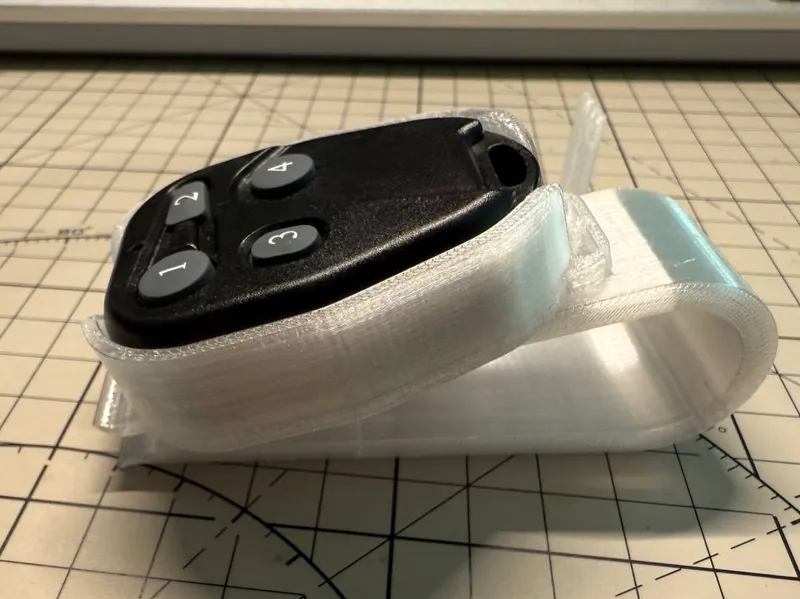 Gate Opener Car Visor Clip - Kantech P84WLS ioProx