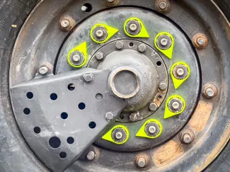 AKERS Engineering Lug Nut Crosscheck Indicator