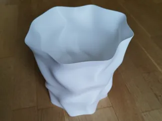 Organic-Shaped Trash Bin (Vase Mode)