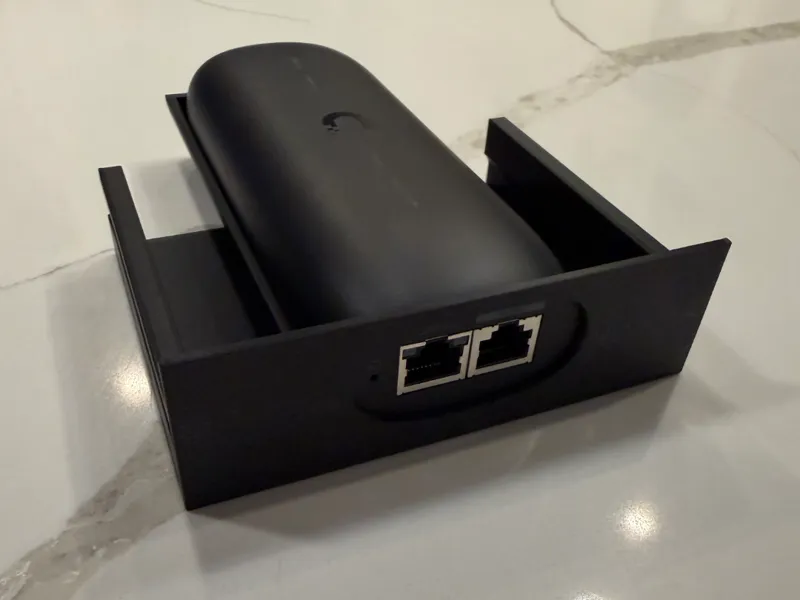 RackMod 1U Slide Module Unifi AI Port