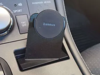 Lexus CT200h Phone Holder
