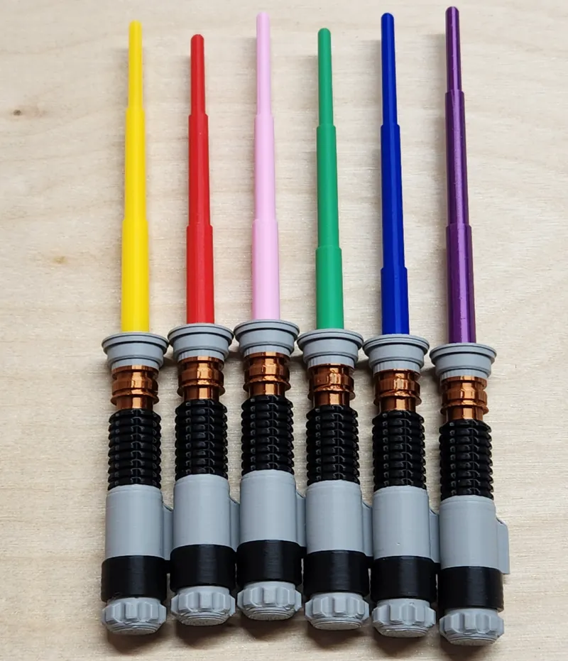 Lightsaber Keychain (Remix - solid end piece)