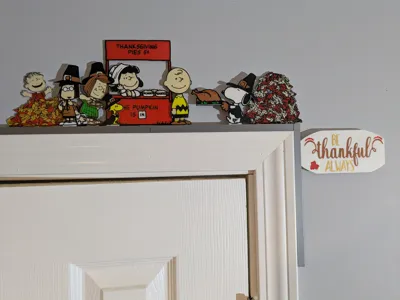 Peanuts Thanksgiving Stand-ins Modular Door Corner