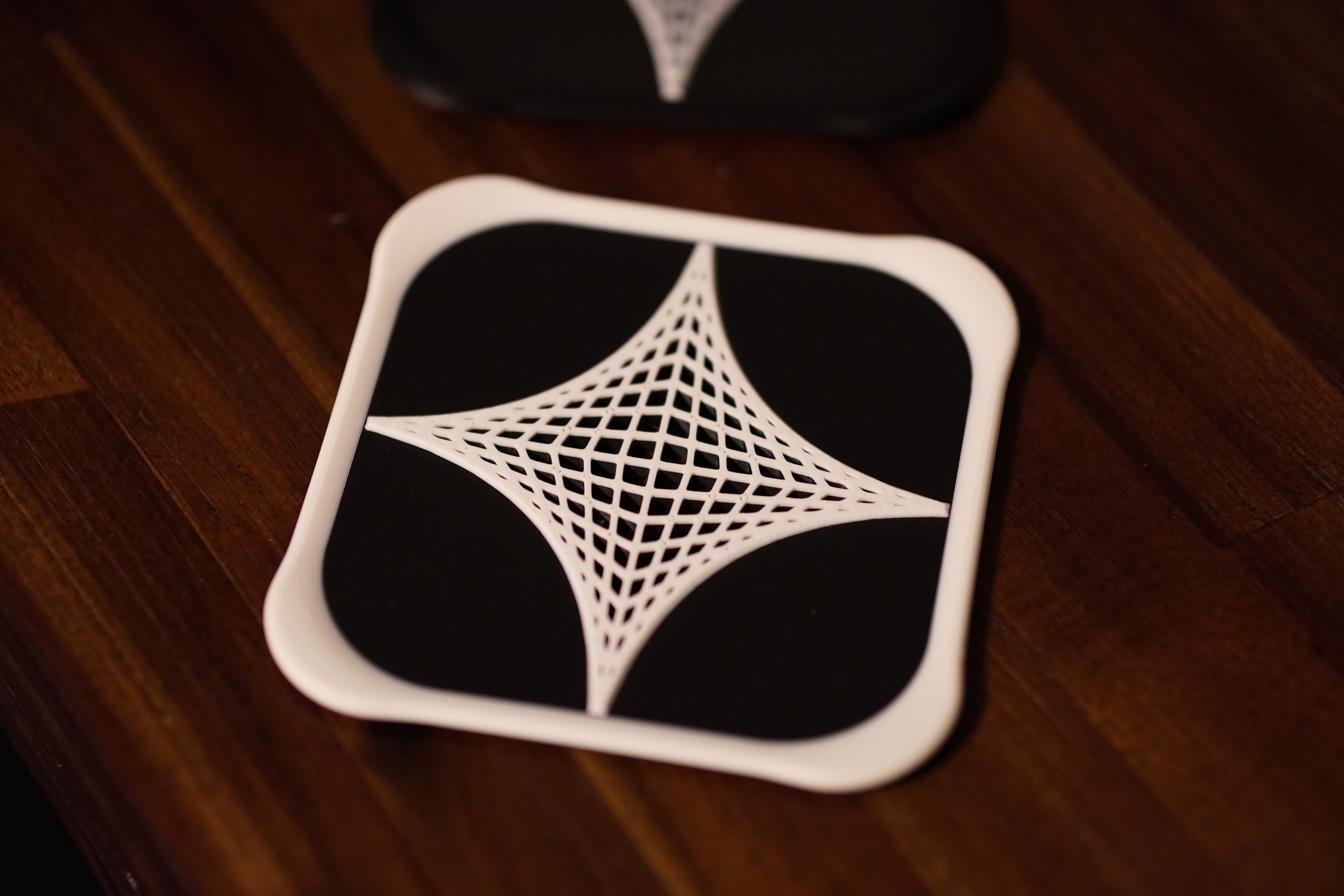 Miniatura 2 do modelo 3D Astroid Coaster