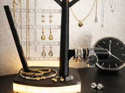 Jewelry Stand / Lumi Stand