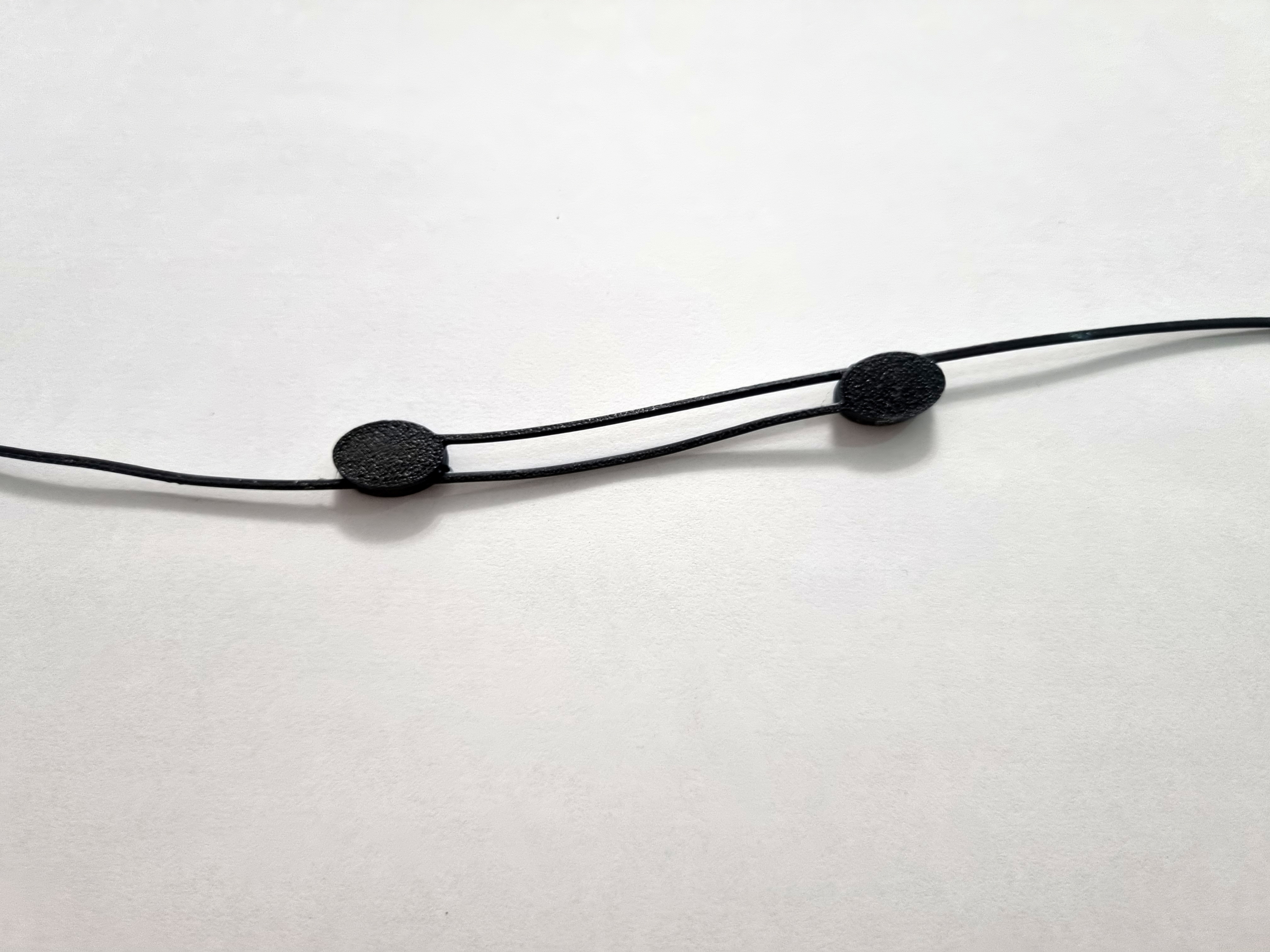Miniatura 1 do modelo 3D Expandable glasses strap
