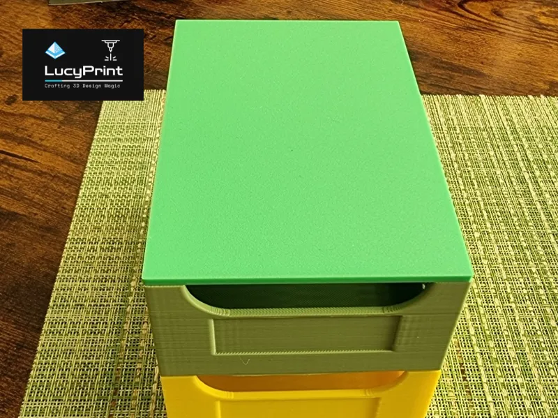 Pluggable storage box system 1 with lid