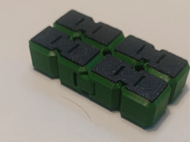 Infinite cube
