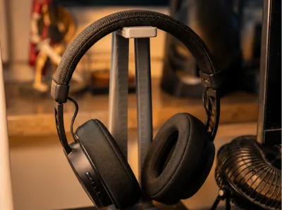 Headphone stand 2