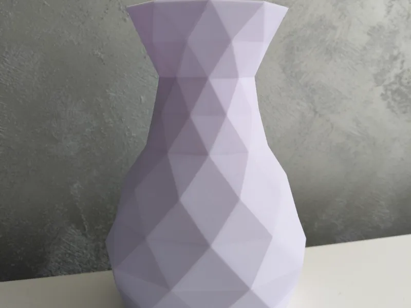 Simple Low Poly vase