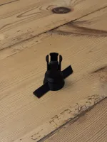 Bouchon d'obturation pour attelage Tesla Model Y/3 — photo 2