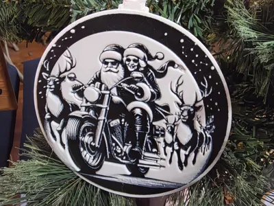 Mr and Mrs Claus on wheels