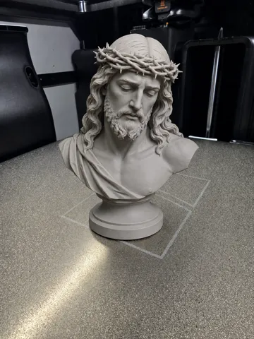 Figura decorativa: Jesus Christ Bust – Crown of Thorns STL — vista de referencia 3