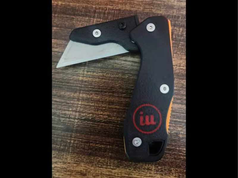 Folding Knife 1