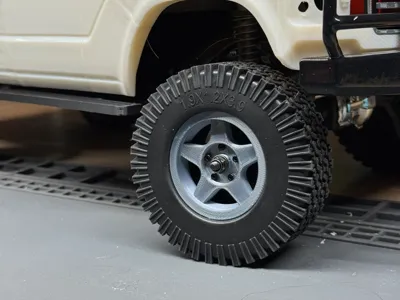 RC Crawler/Trial Wheel with variable offset