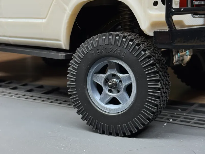 RC Crawler/Trial Wheel with variable offset