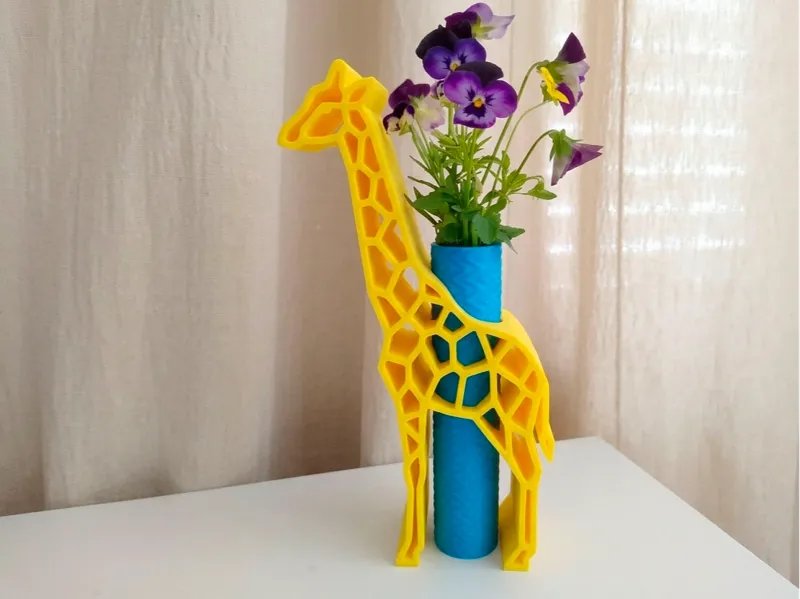 Geometric Giraffe Vase - Modern Decor Planter