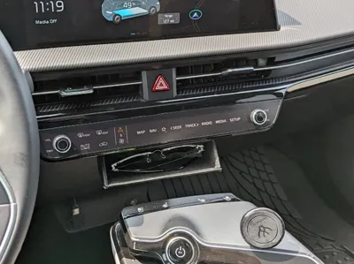 EV6_Sunglasses_Tray_v2