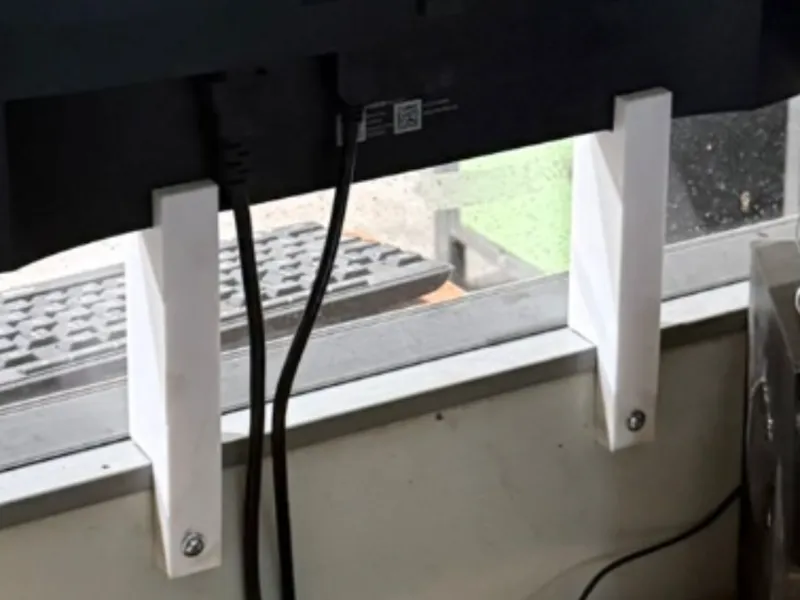 Podpora pod monitor